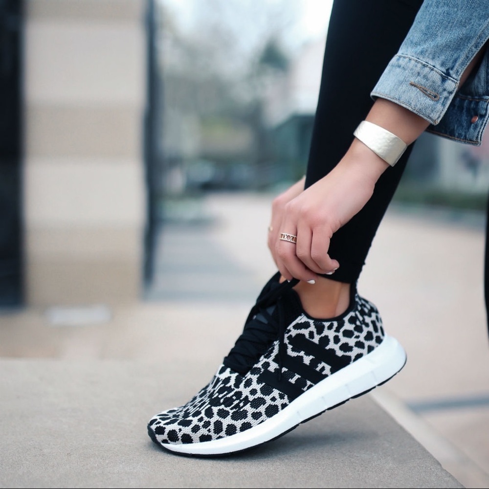 WOMEN’S ADIDAS SWIFT RUN SHOES